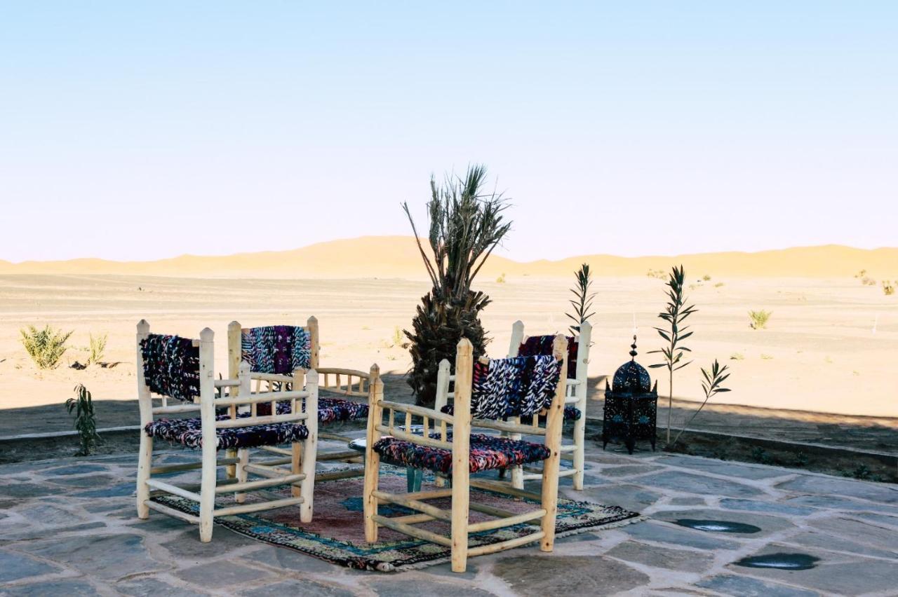 Riad Caravasar Merzouga Bagian luar foto