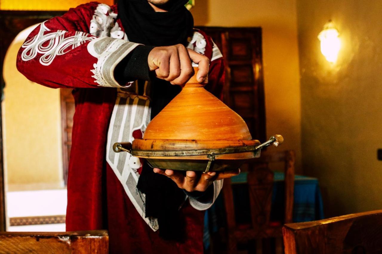 Riad Caravasar Merzouga Bagian luar foto