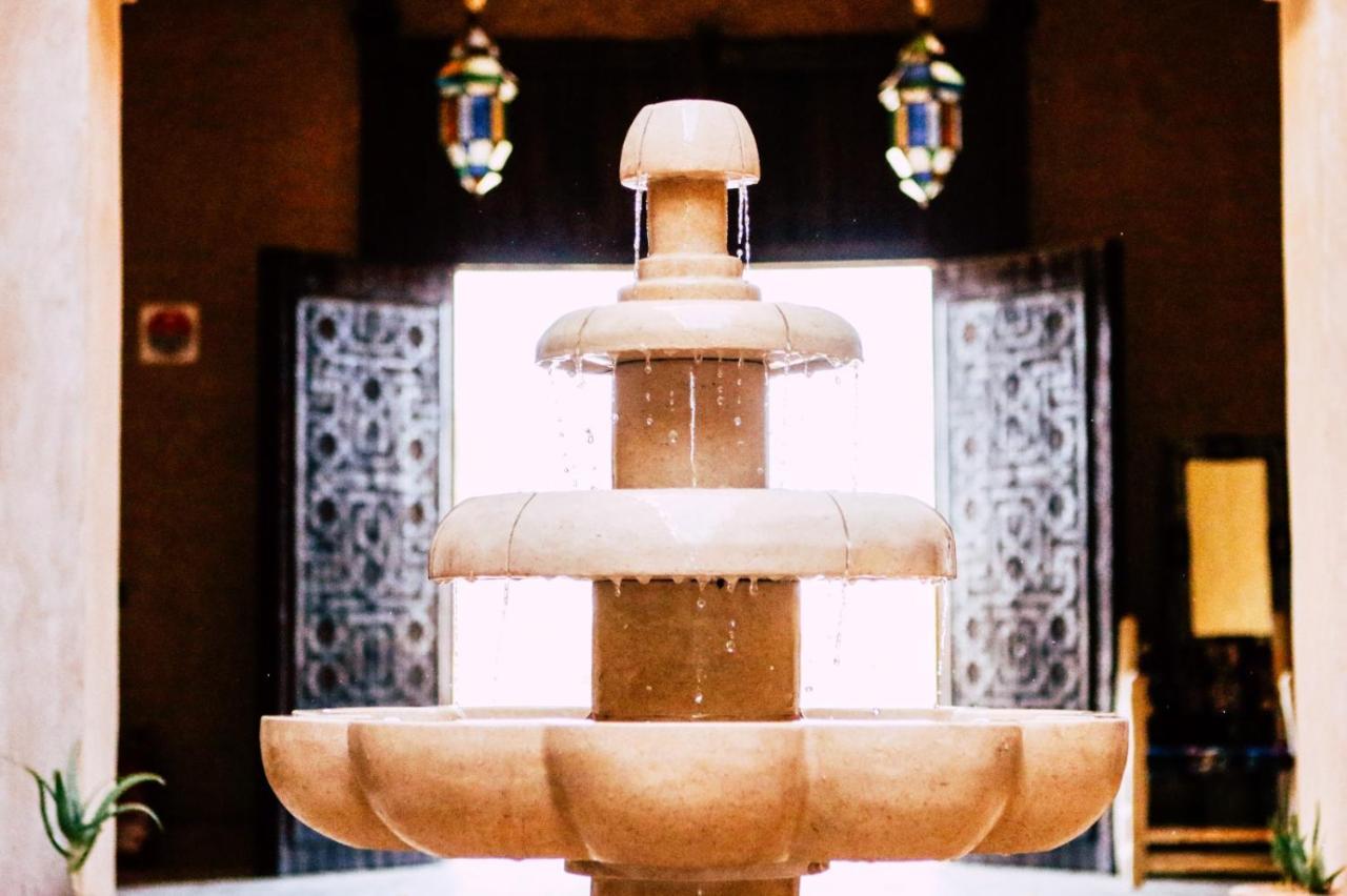 Riad Caravasar Merzouga Bagian luar foto