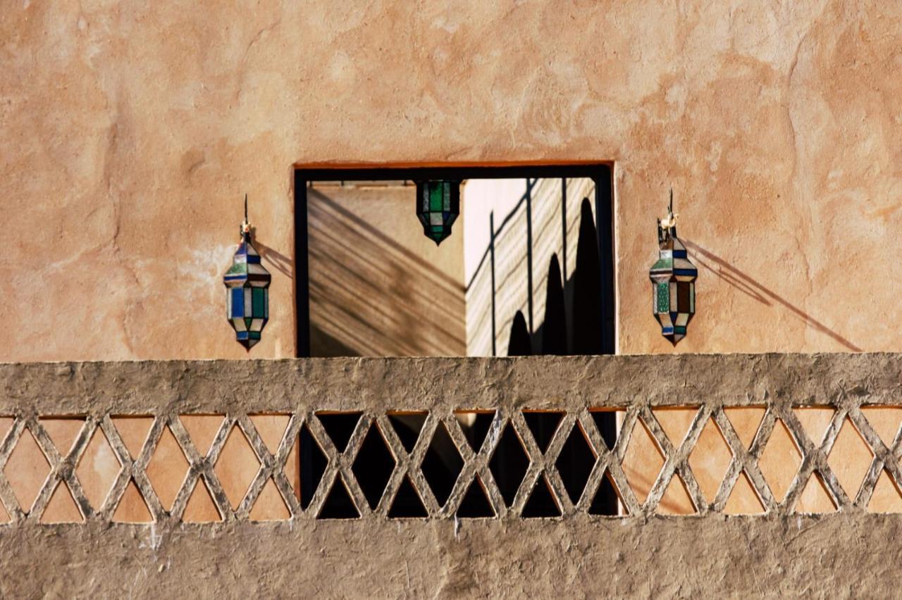 Riad Caravasar Merzouga Bagian luar foto