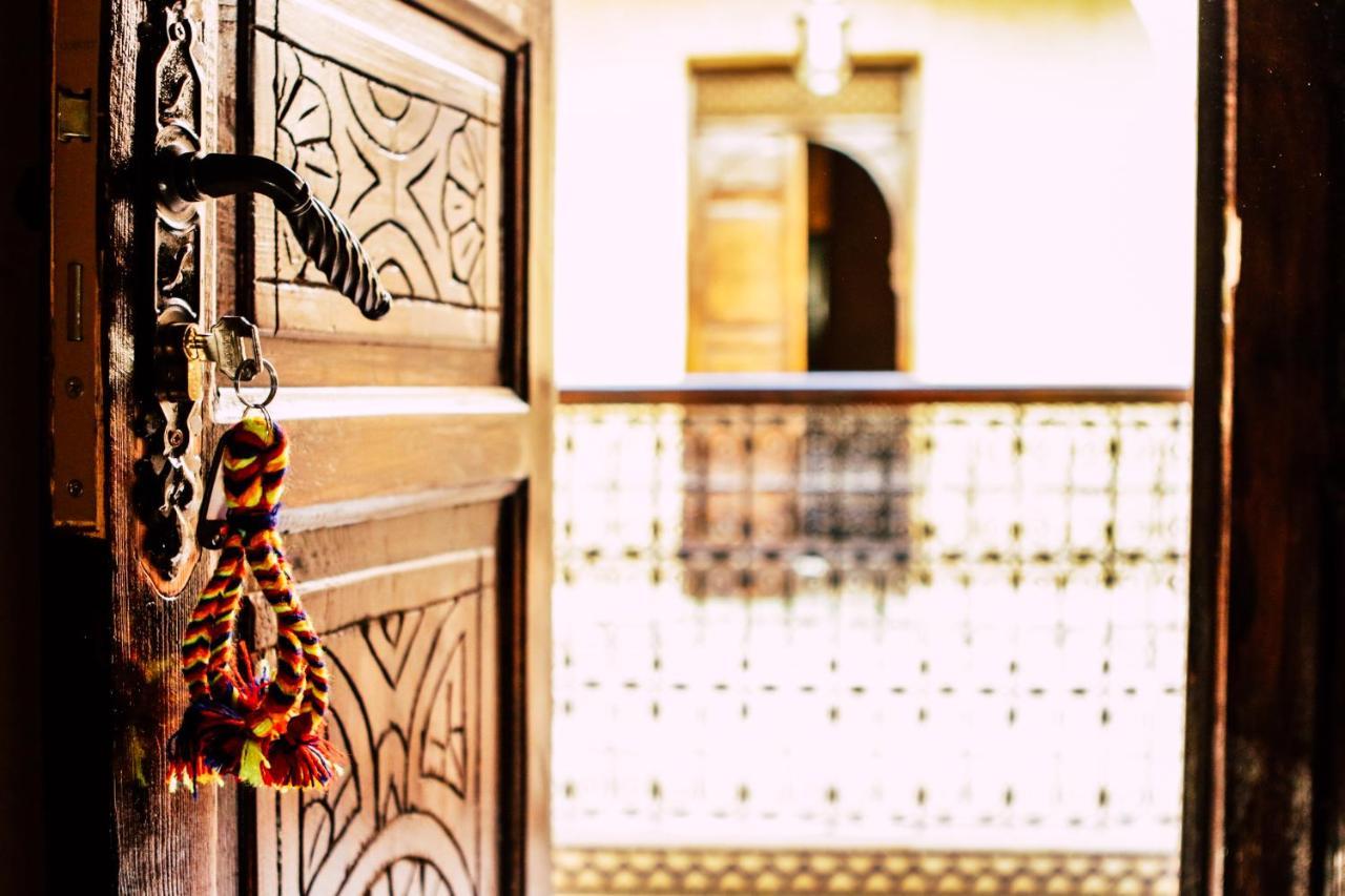 Riad Caravasar Merzouga Bagian luar foto