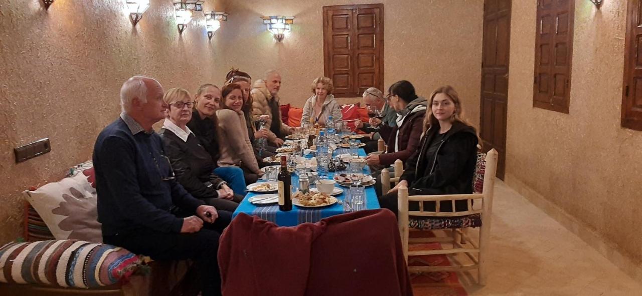 Riad Caravasar Merzouga Bagian luar foto